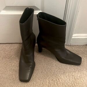 Marlon Waldo Boots - Size Women’s 8.5 M